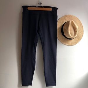 Lululemon Wonder Under Mid-Rise 7/8 Navy